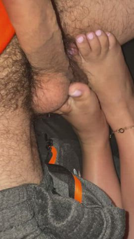 Amateur Latina MILF Homemade Teasing feet - 4 of 4