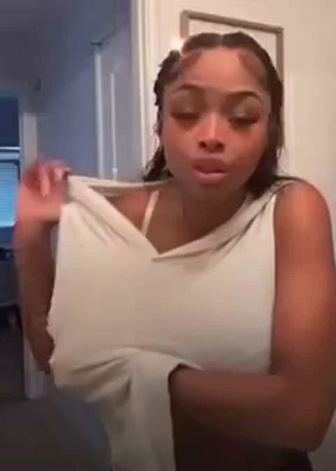 big nipples big tits bra ebony nipples nipslip tits gif