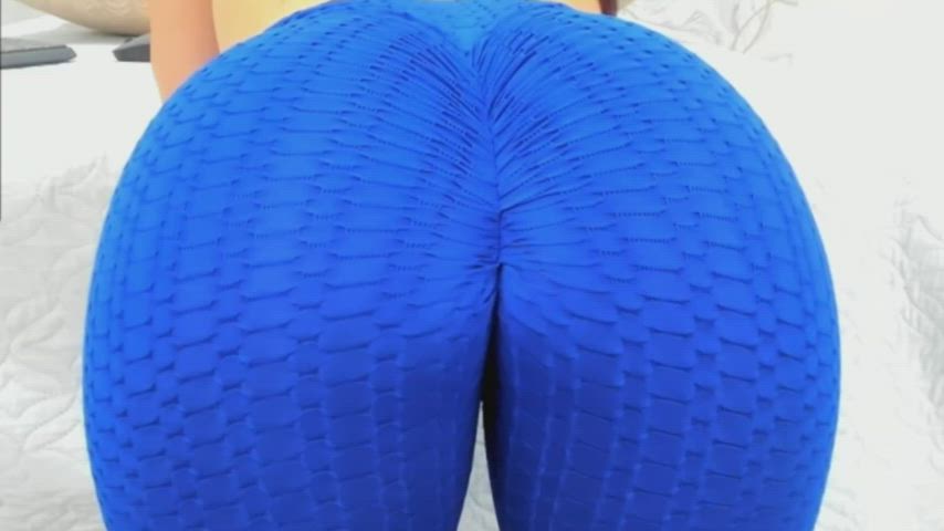 nice big booty color ?