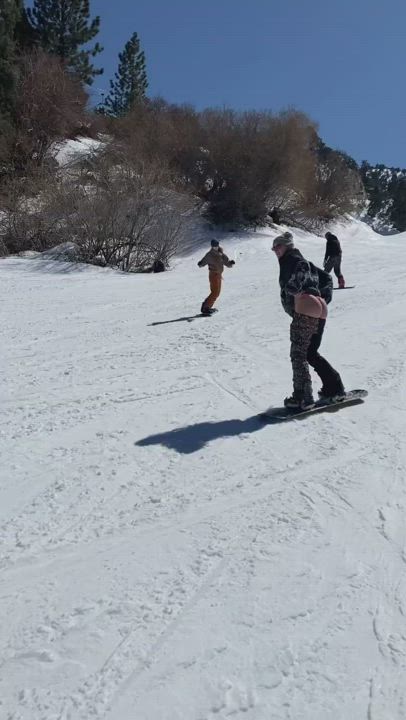 Snowboarding with a Brazilian