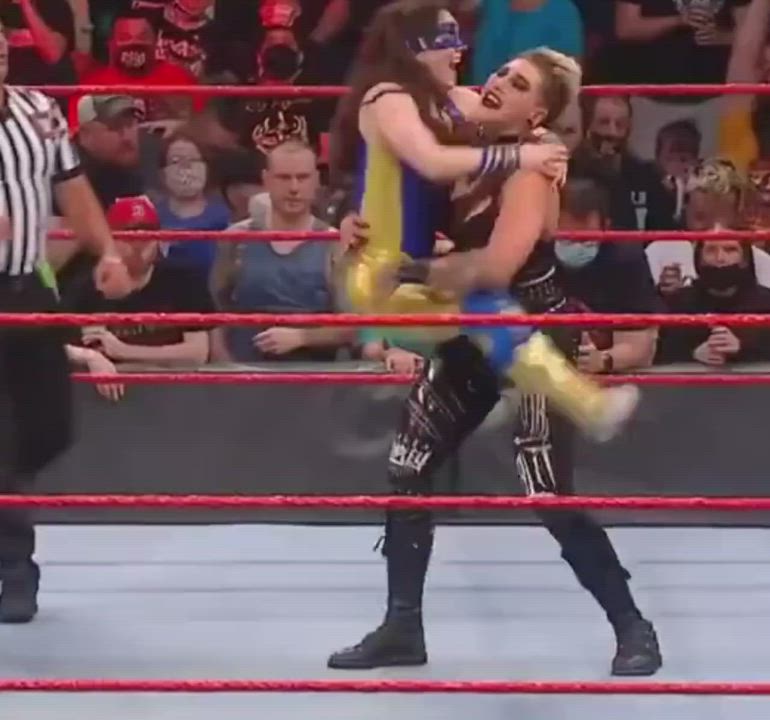 Love the way Nikki wraps herself around Rhea and gets carried around