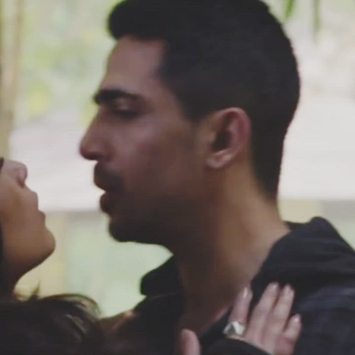 Richa Chadda Juicy Kiss