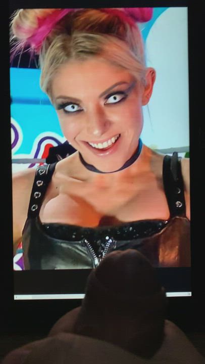 Huge load for Alexa Bliss