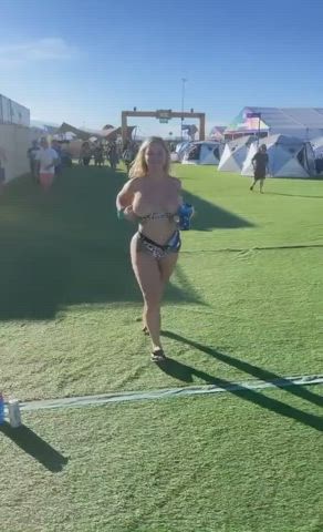 Flashing at the festival