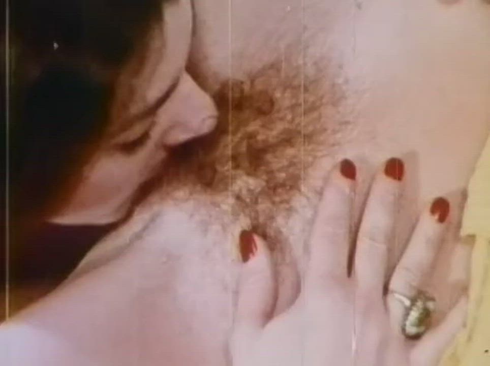 Hairy Pussy Lesbians Vintage gif
