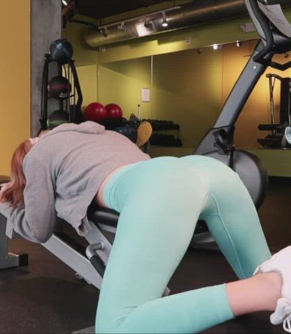 ass fitness solo yoga yoga pants gif