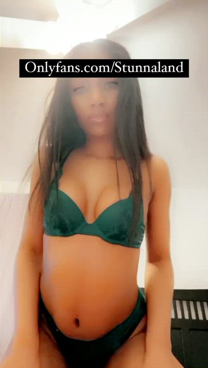 ?Young Ebony Bombshell ⚠️? 1-1 chat ? Sexting ? Fetish friendly ? Custom videos