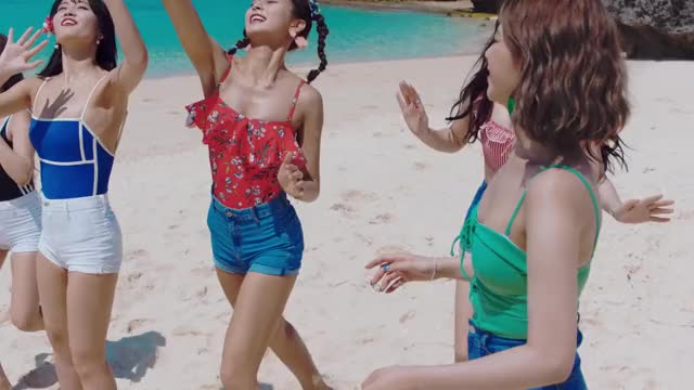 180709 Jihyo, Momo, Tzuyu