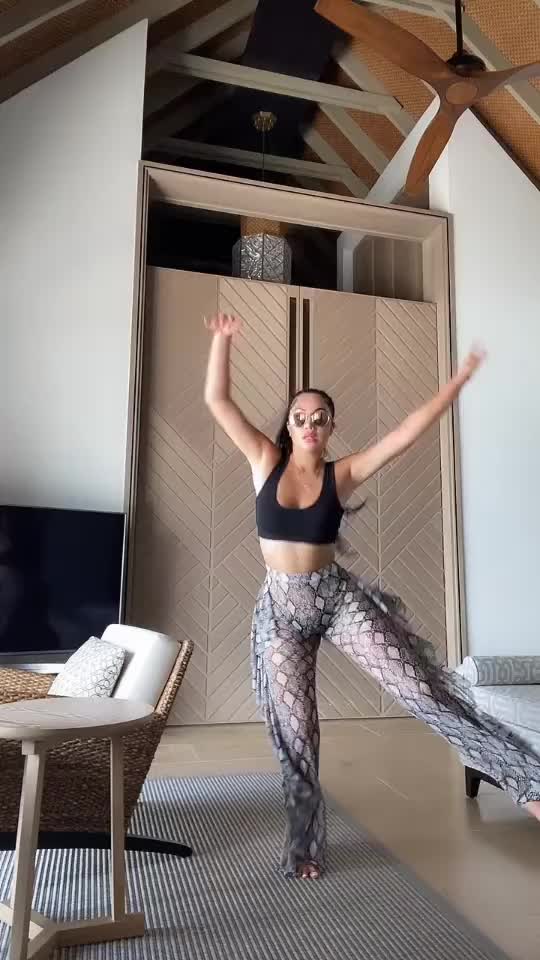 Shaking Ass Like Crazy In Flare Pants