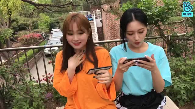 V LIVE - [드림캐쳐] 어.. 뭐하지 제목..- ? 어서와 놉시다 20