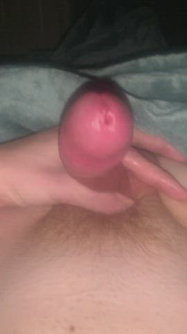 Redhead teen oozes his cum handsfree