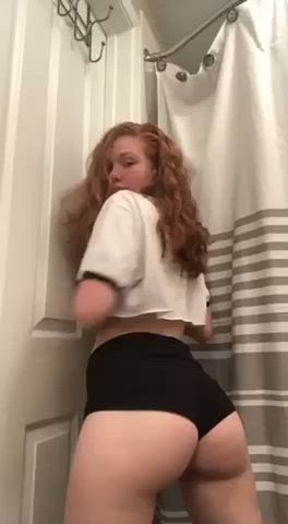 Ass Redhead Thick Twerking gif