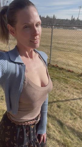 Boobs on a walk ?