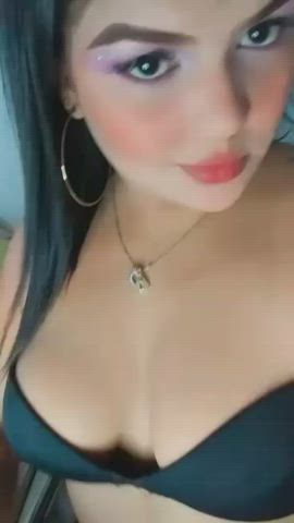 Hola soy Dai un gusto, solo quiero decirles que vendo contenido, videos explícitos,