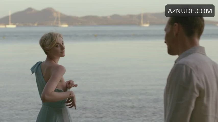 Elizabeth Debicki in "The Night Manager (2016)"