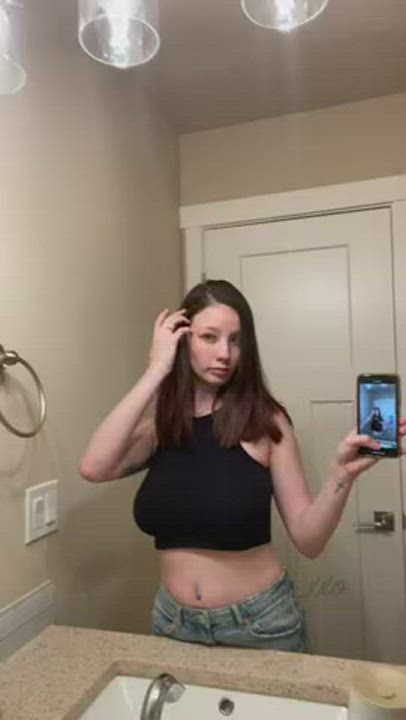 Amateur Teen Surprise Bounce