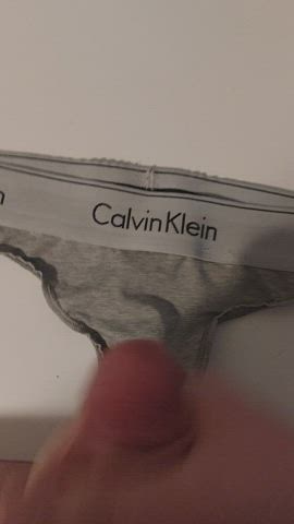 Panties of my sister. Im doing tribs now