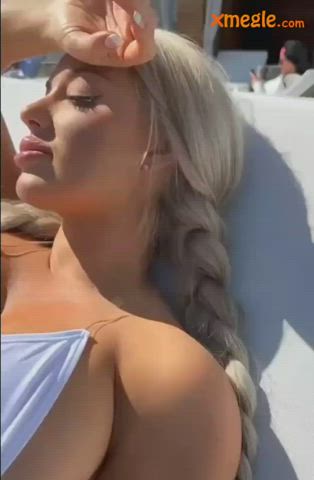 Beach Big Tits Blonde Boobs Model gif