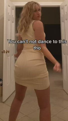 Ass Blonde Jiggling gif