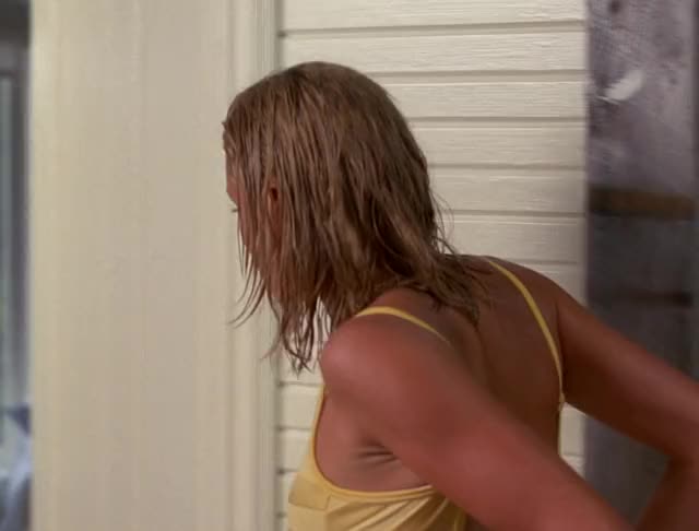 Cameron Diaz - Head Above Water (1996) - 05