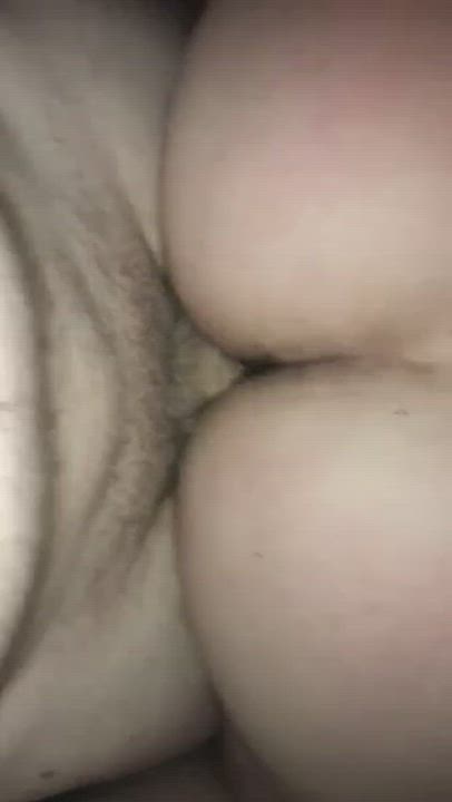Husbands birthday tomorrow, only fair he gets some raw daddy cock