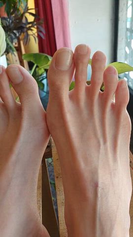 onlyfans feet girls gif