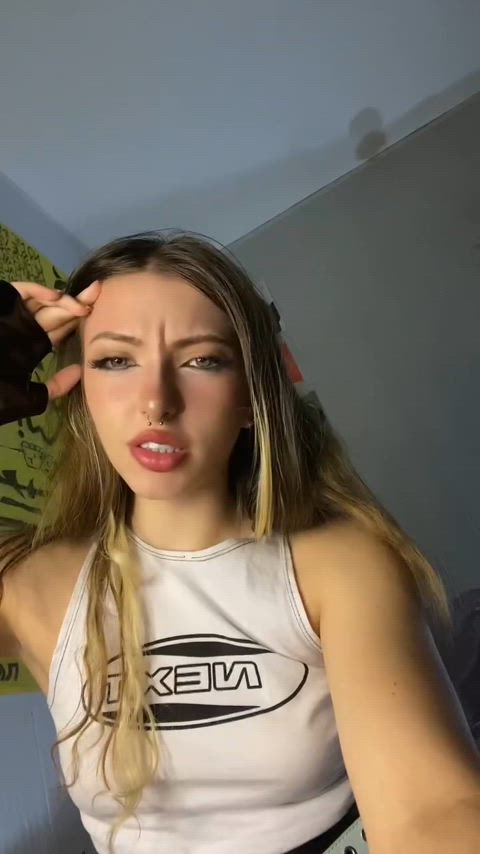 amateur babe blonde cute findom onlyfans sexy tease teen tiktok legal-teens not-nude