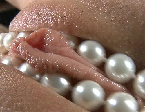 Pussy Pearls