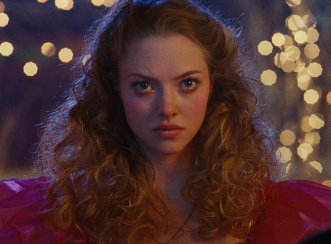 amanda seyfried celebrity female gif