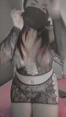 ass big ass big tits camgirl dancing latina mom sensual tits webcam gif