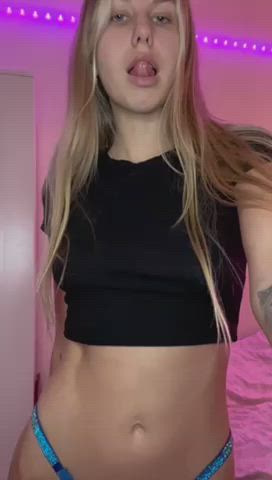 18 years old ass exhibitionist exposed thick thong gif