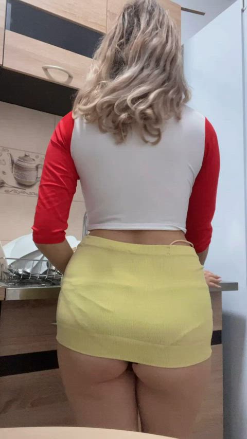 booty hotwife riding on-off gif