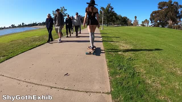 longboard gif 1