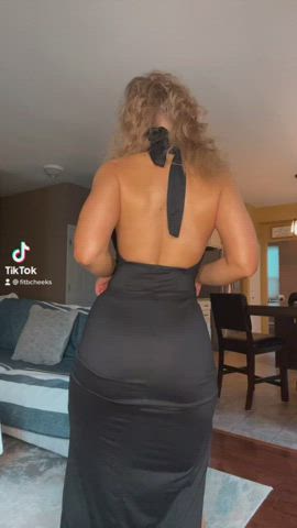 ass big ass bubble butt cleavage dress onlyfans sideboob tiktok underboob r/tiktits