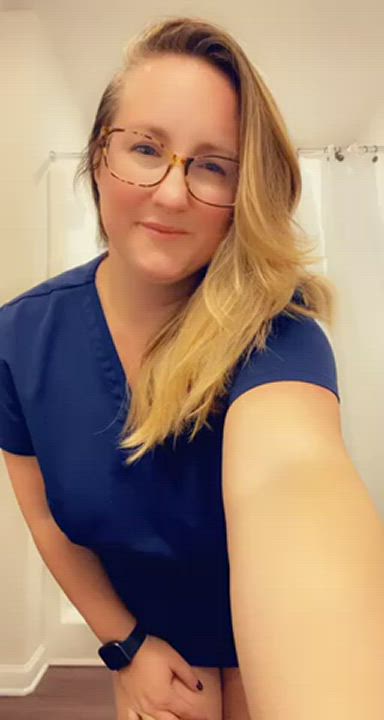 What’s better, scrubs on or off? [33F]