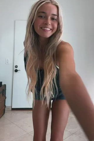 amateur american barely legal blonde gymnast skirt small tits tanned tight gif