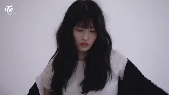 Momo - TWICE TV Allure