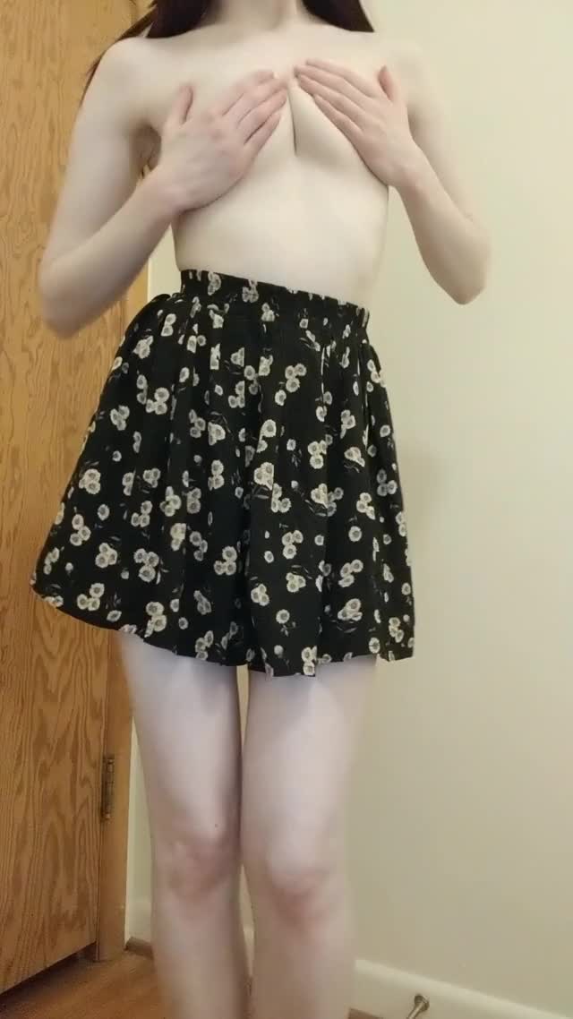 Sunflower Skirt Squeeze