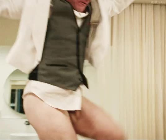 Adam DeVine Nude at the Gay-Male-Celebs.com