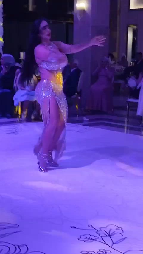 Elissar nice dancing