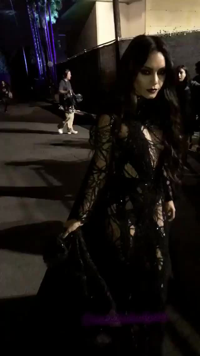 Vanessa Hudgens IG Hocus 1