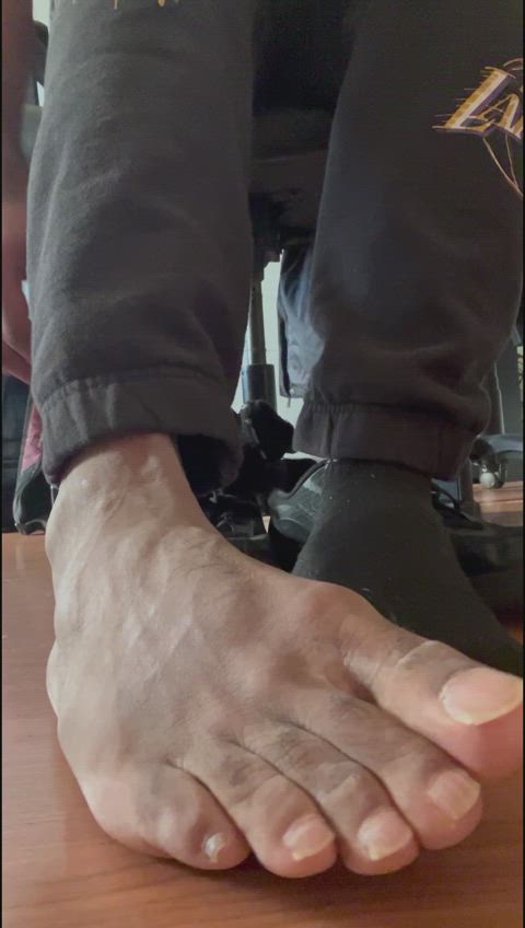 feet feet fetish foot foot fetish foot worship footjob male male dom smelling onlyfans-creators