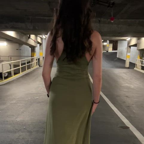 Cheeky flash in parking garage😈[gif]