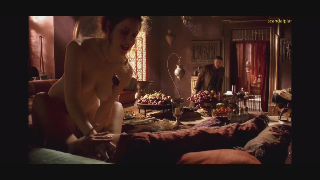 Esme Bianco and Sahara Knite lesbian scene in ‘Game of Thrones’