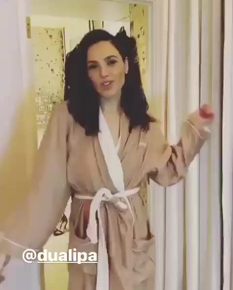 gal gadot~1581358681~2240921508665248769 20788692