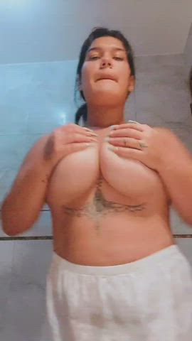 amateur big tits bouncing tits curvy latina tattoo tits titty fuck gif