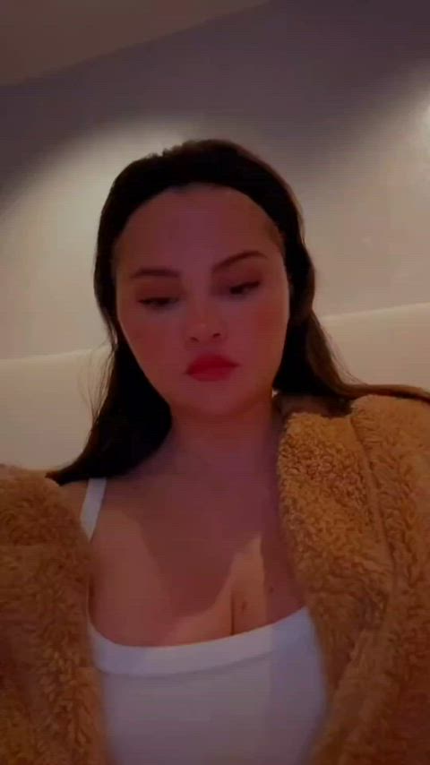 big tits celebrity selena gomez sex tits gif