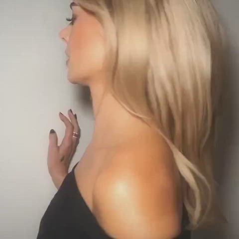 australian blonde celebrity gif