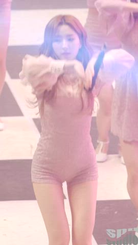 camel toe celebrity korean gif