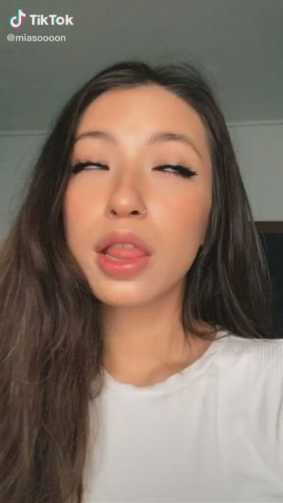 Asian Korean TikTok gif